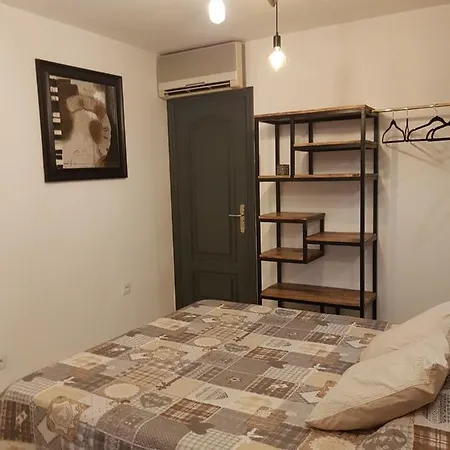 Da Vinci Blanca Alojamento de Acomodação e Pequeno-almoço Cambrils